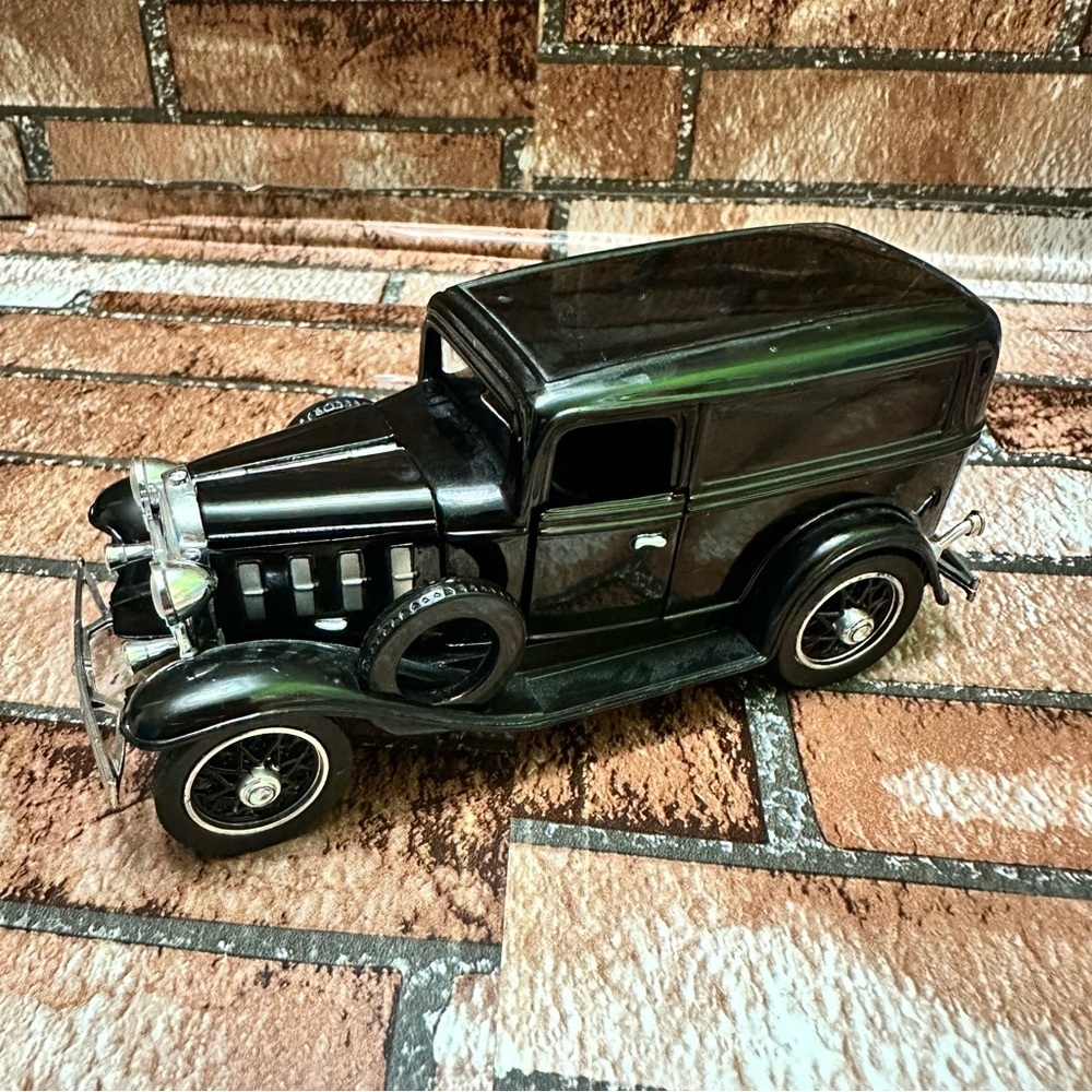 Chevy Sedan Delivery  1932 Vintage Black Diecast Model Car